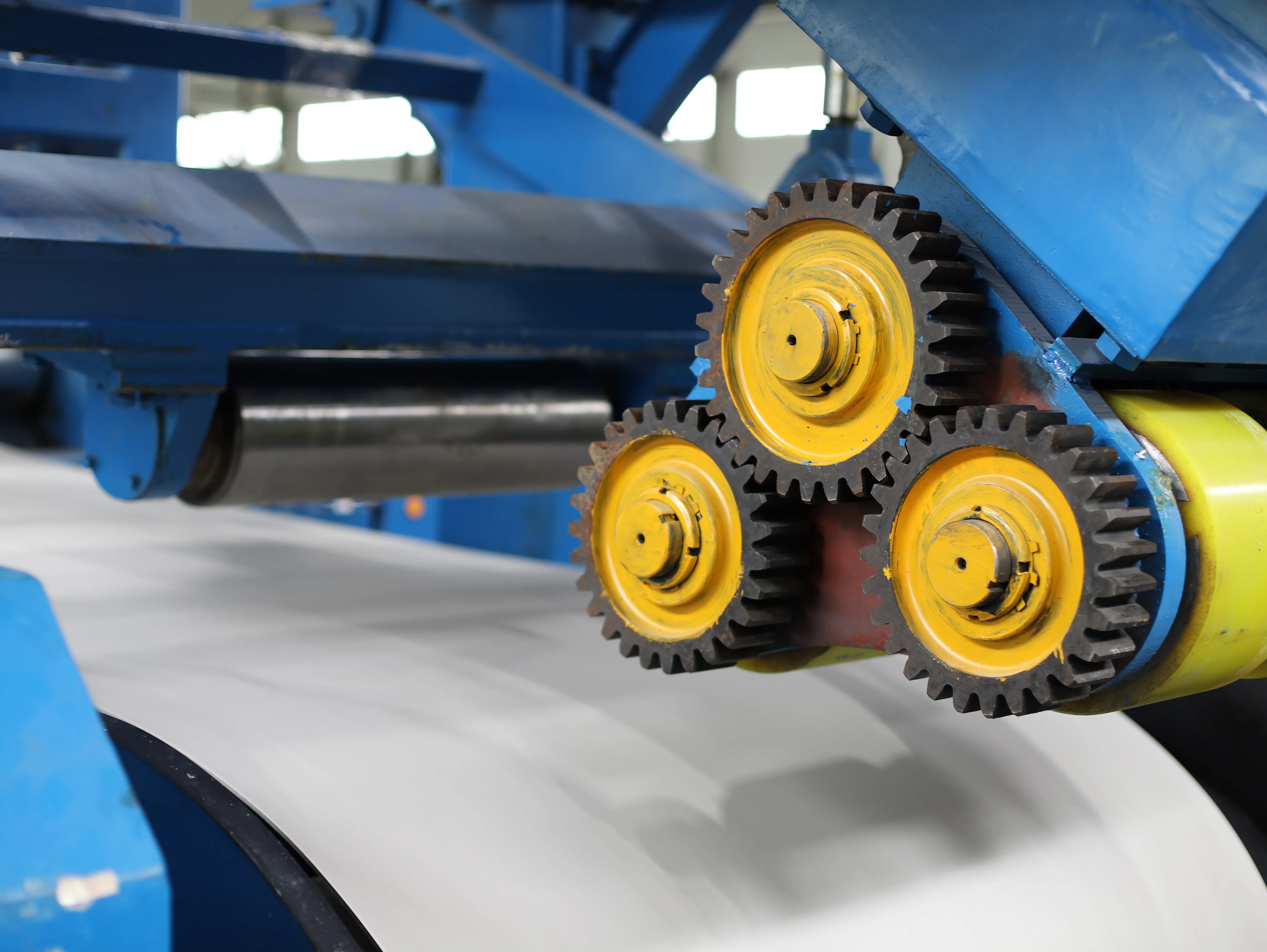 Линия поперечной резки рулонов